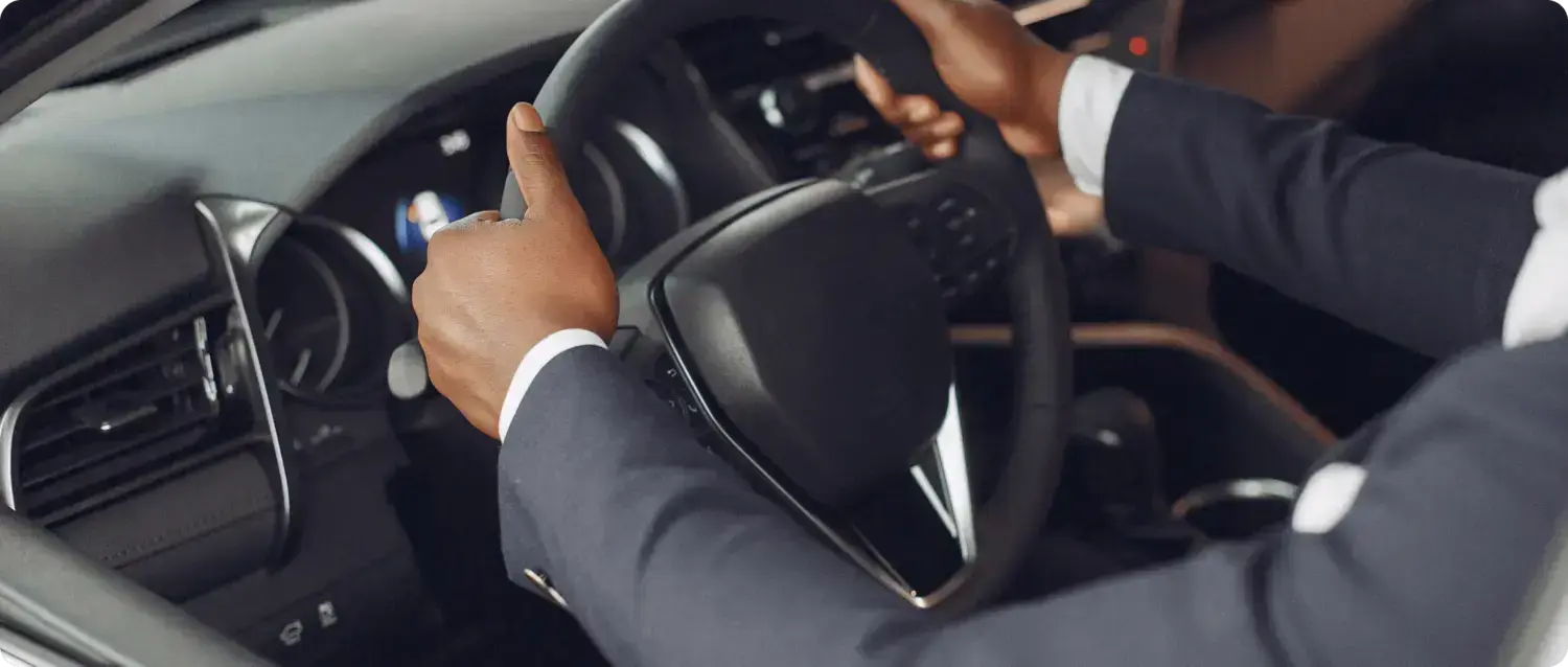 img-about-drive-with-us-desktop